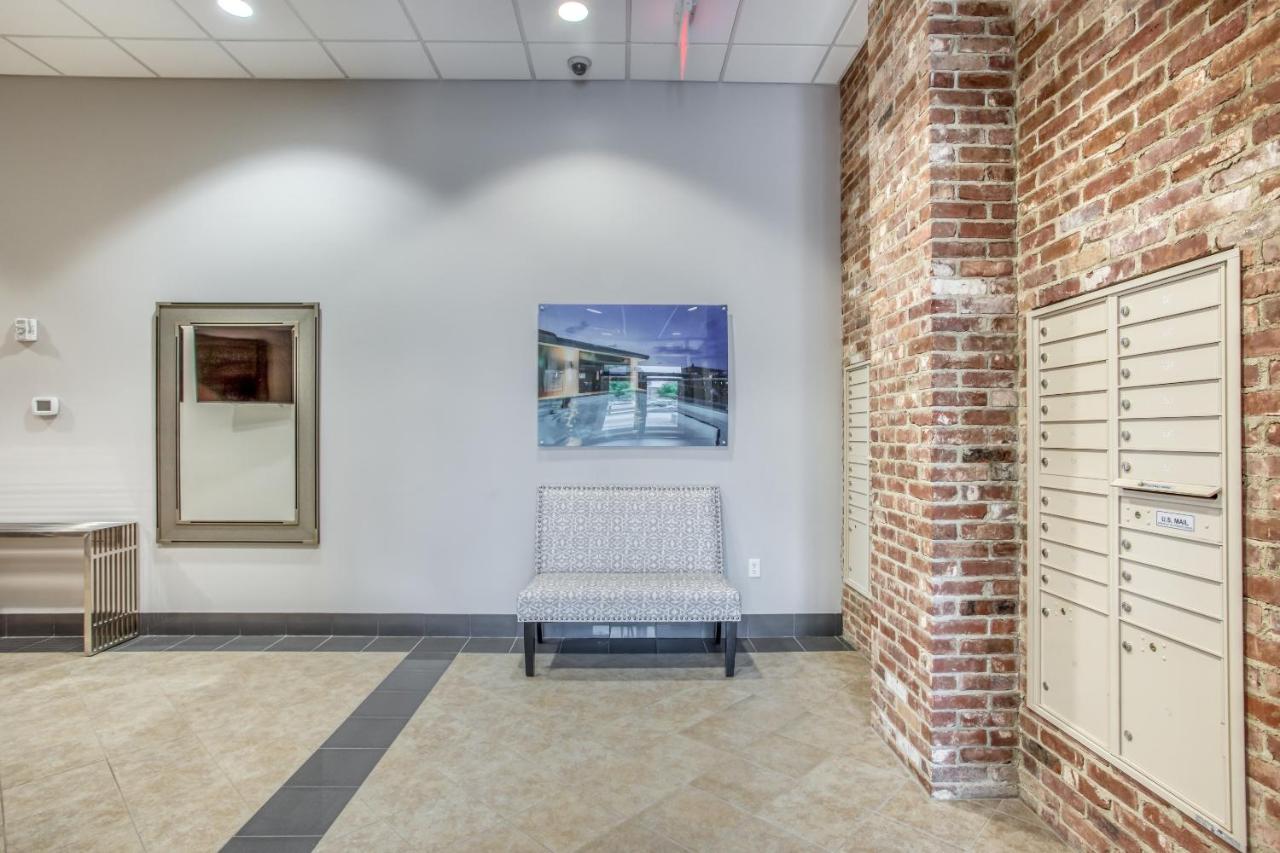 Mint House Greenville - Downtown エクステリア 写真